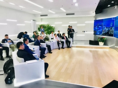 海驪與當代置業簽署戰略協議，共拓互聯網銷售新篇章